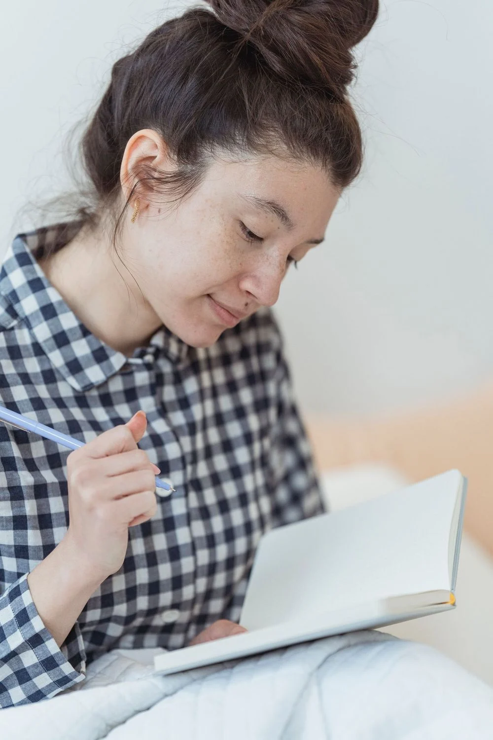 How to Receive Critical Feedback Without Spiralling — Pin this for later