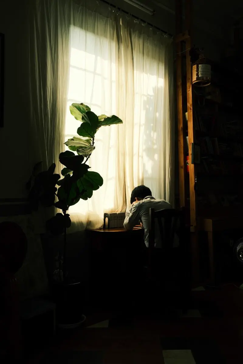 Five Tiny Transition Rituals Between Work and Home — Pin this for later